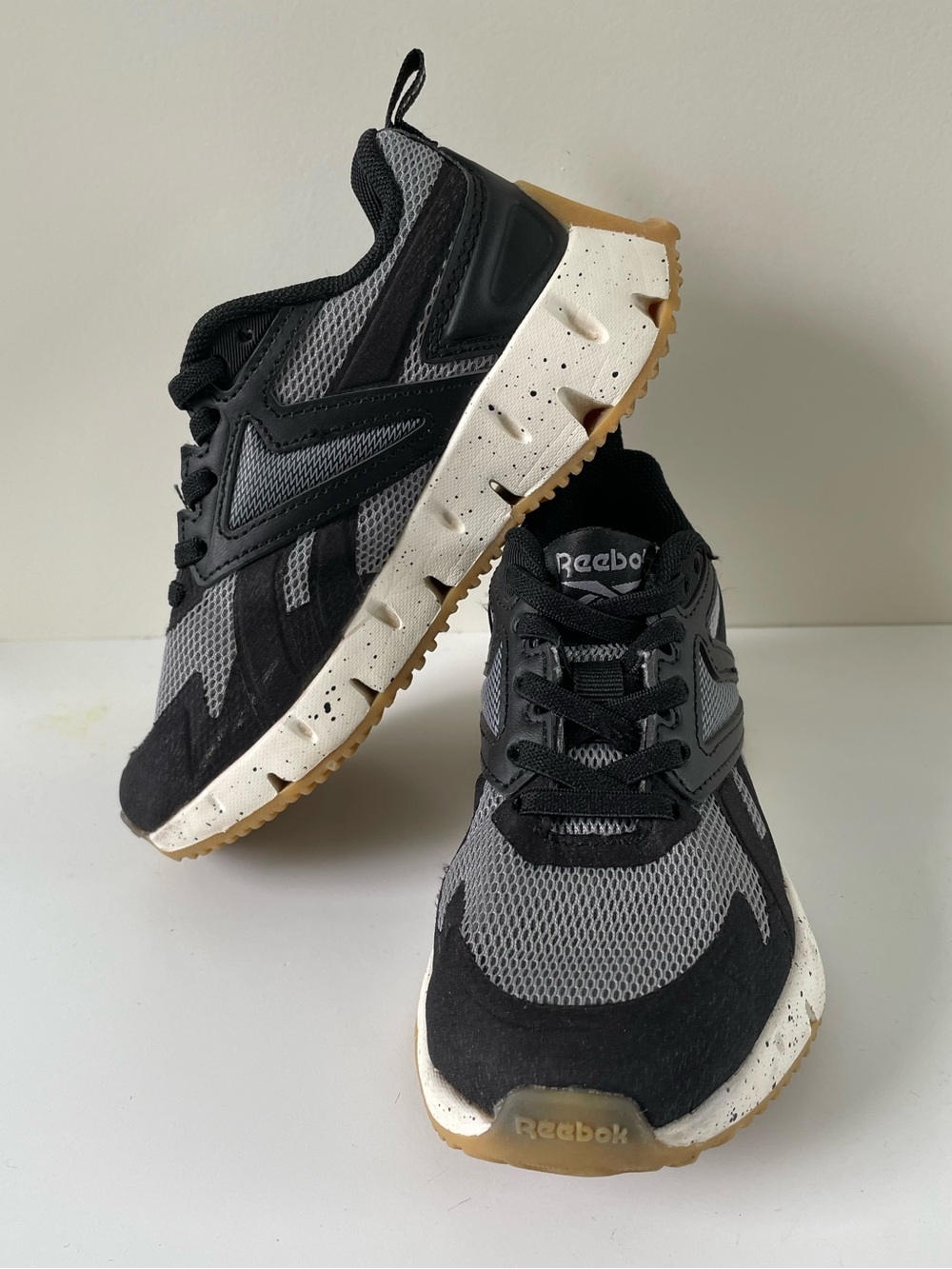 Reebok Zig Vector Kids Black, Gray & Cream Sneakers, Size 11